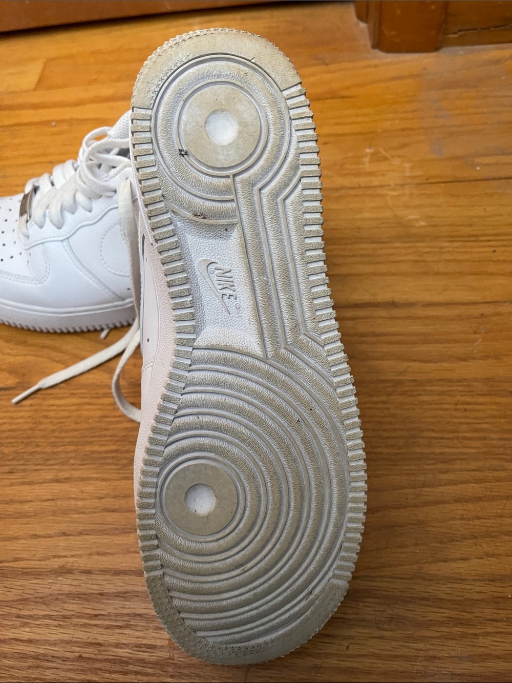 Nike White Leather Air Force 1 Sneakers - Picture 4 of 4
